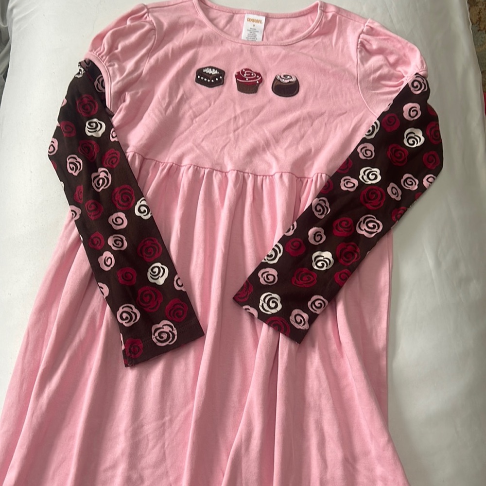 NWOT Gymboree pink dress with layered sleeves with embroidered candy/cupcakes